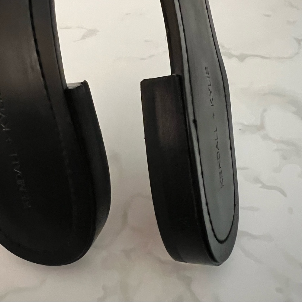 Like New Kendall + Kylie Studded Black Sandals - Picture 14 of 15